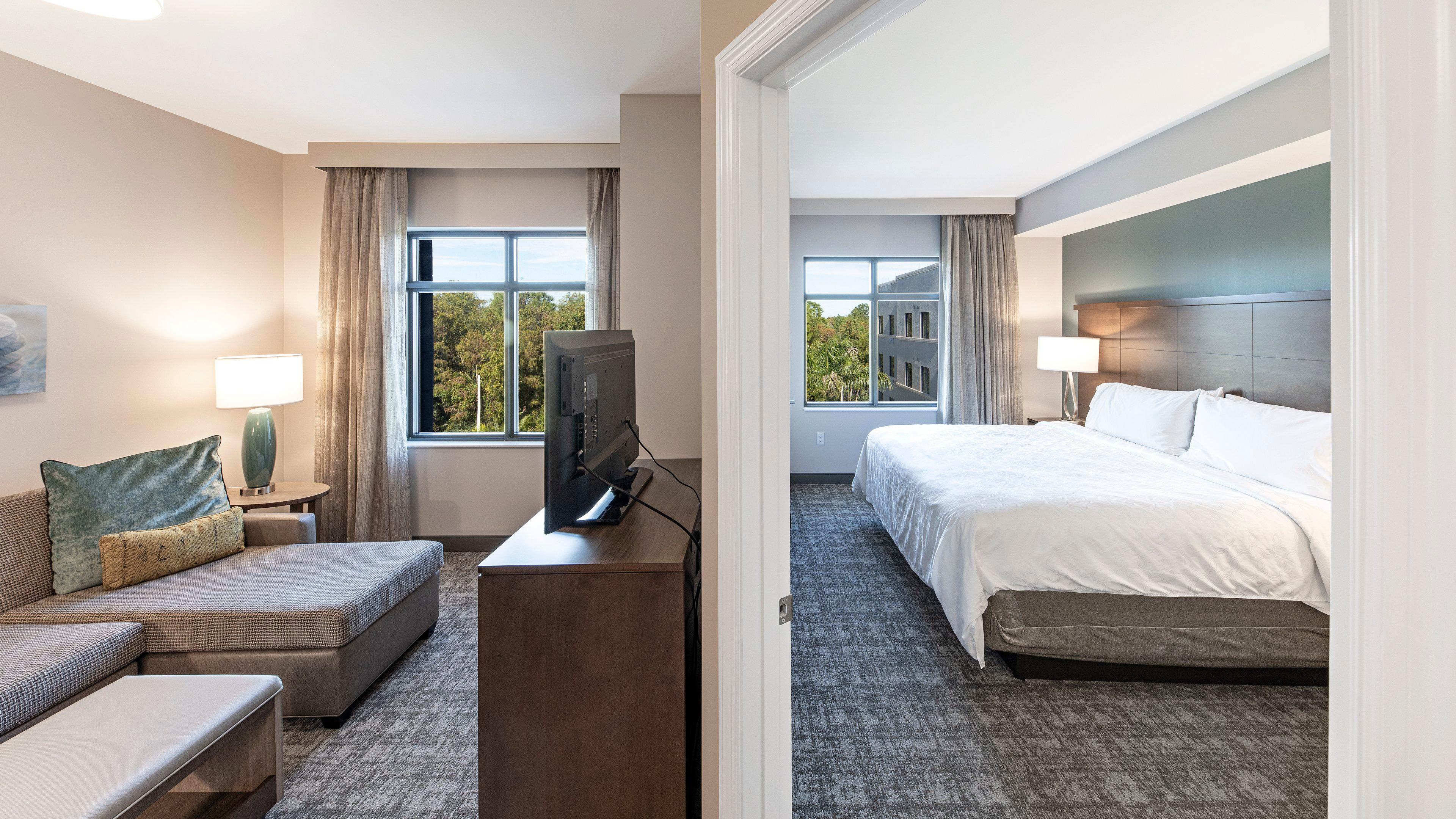 Staybridge Suites - Naples - Marco Island By Ihg Lely Resort Esterno foto