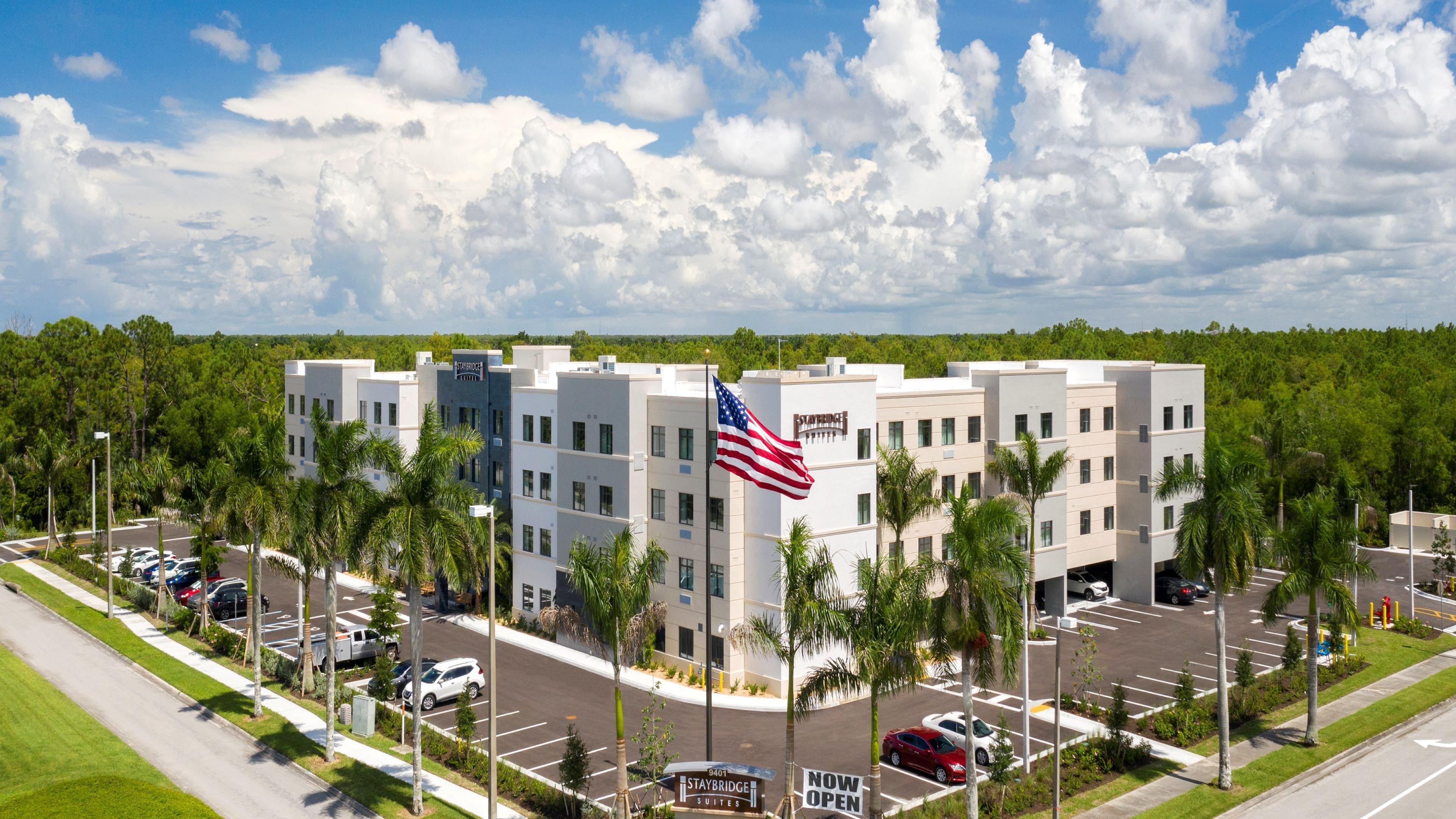 Staybridge Suites - Naples - Marco Island By Ihg Lely Resort Esterno foto
